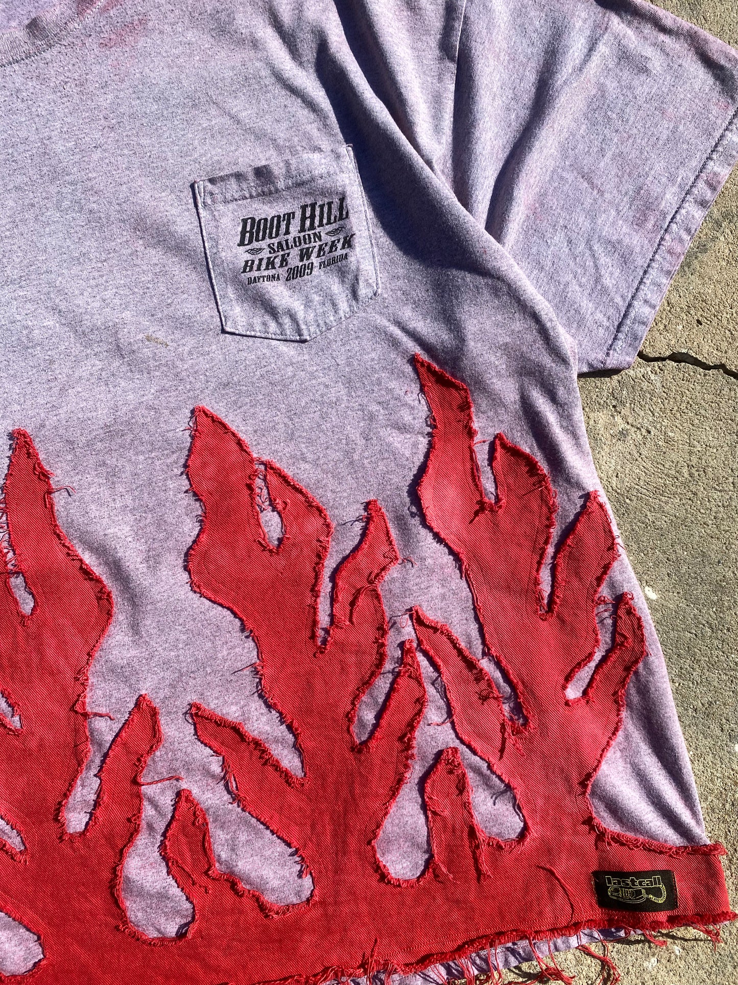 Y2k boothill saloon red flame tee