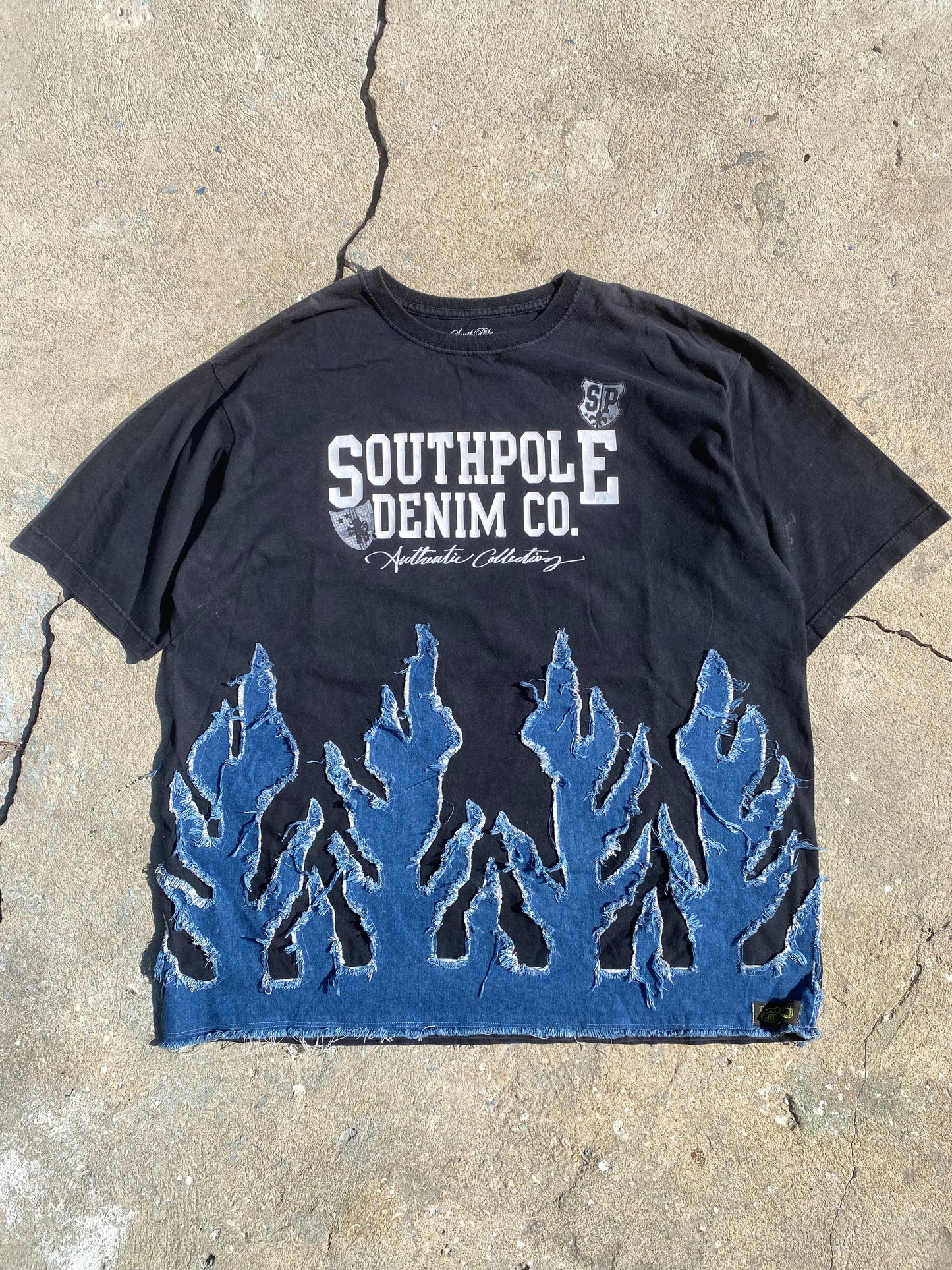 Y2k southpole denim flame tee