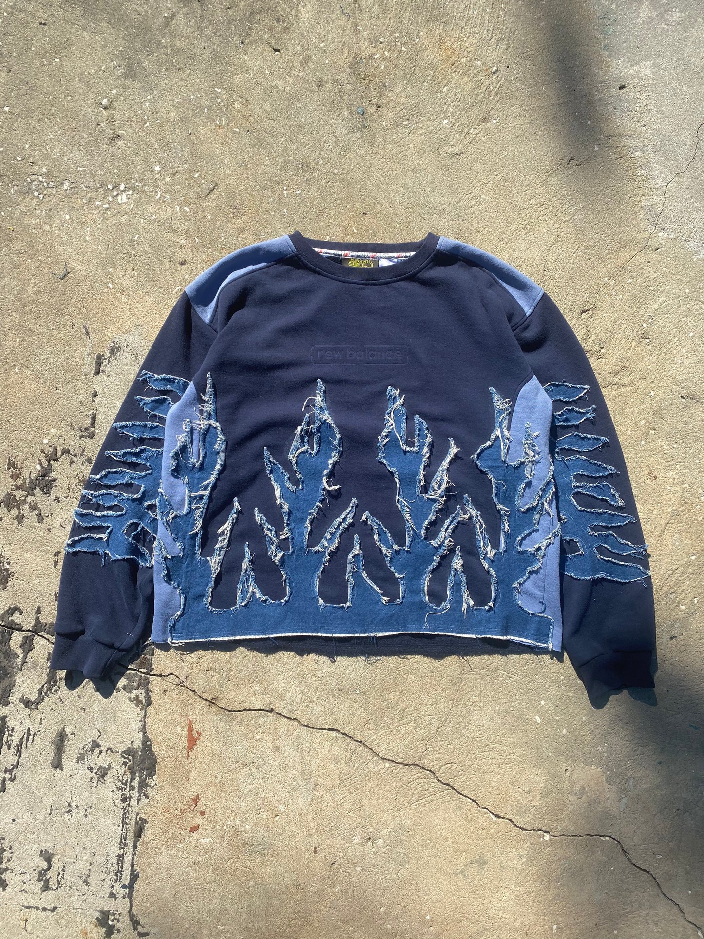 NEW BALANCE flame sweater