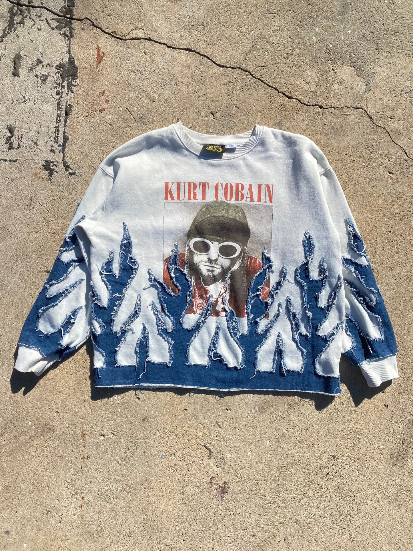 KURT COBAIN flame sweater