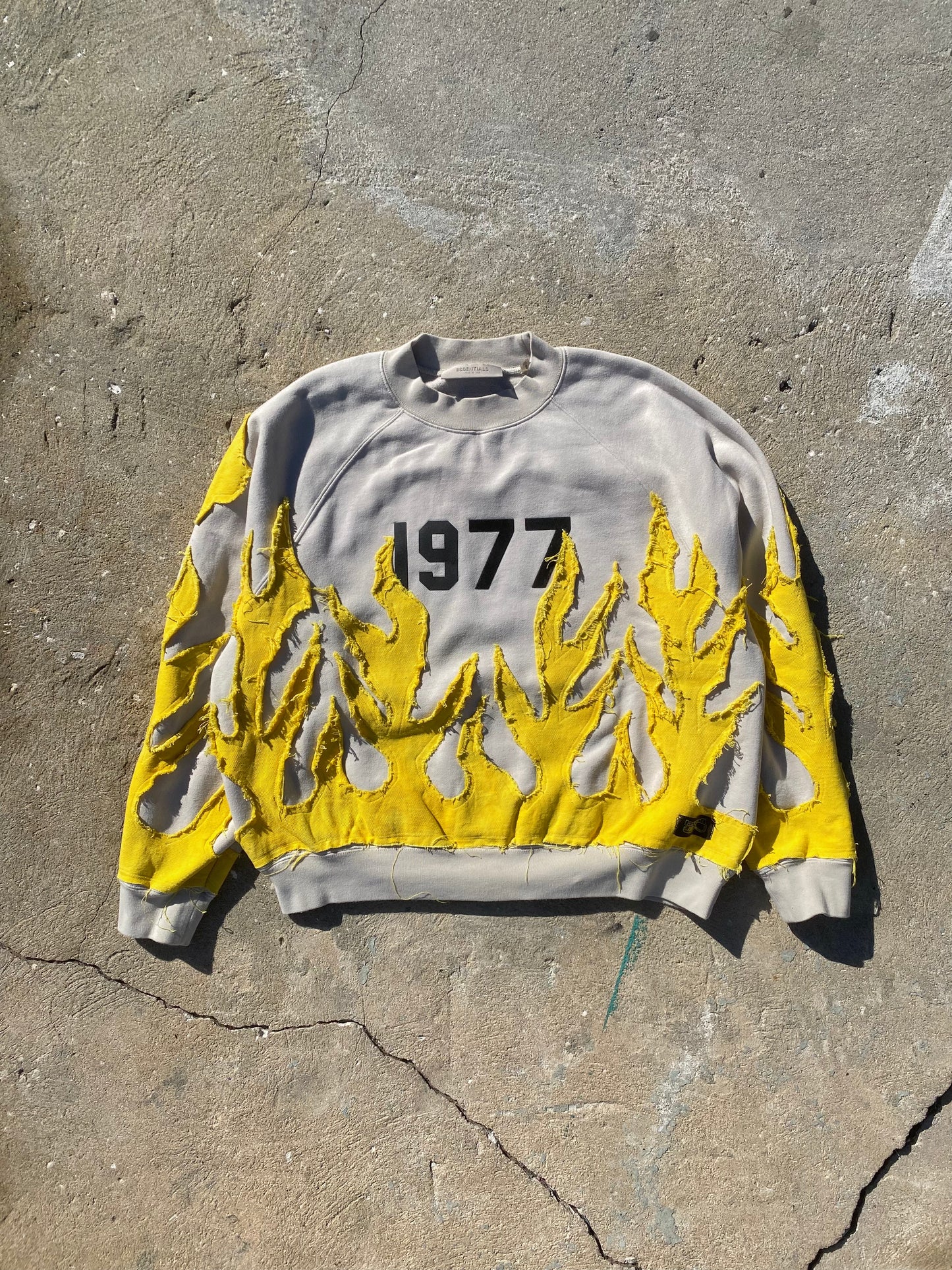 FEAR OF GOD flame sweater
