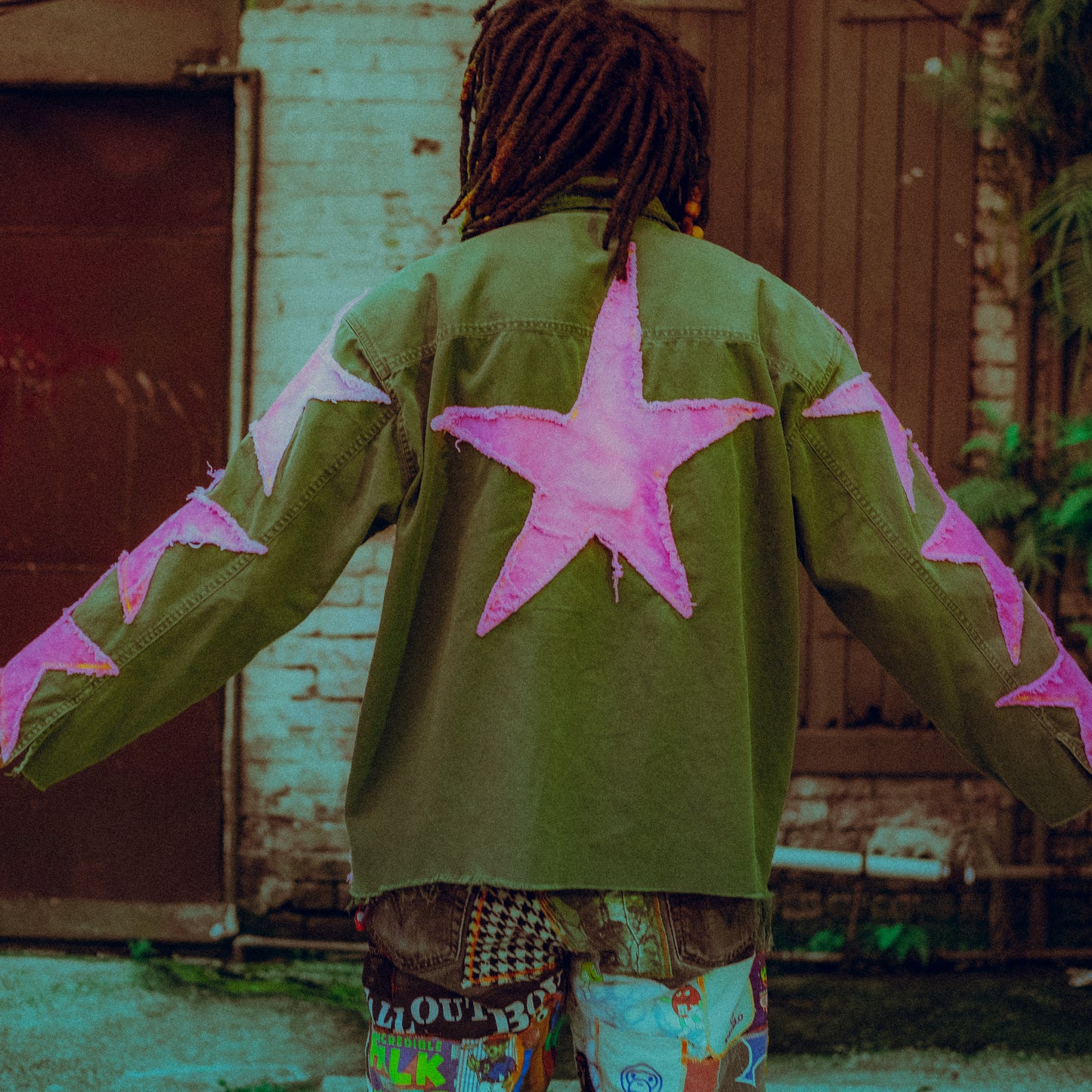 punk star button shirt