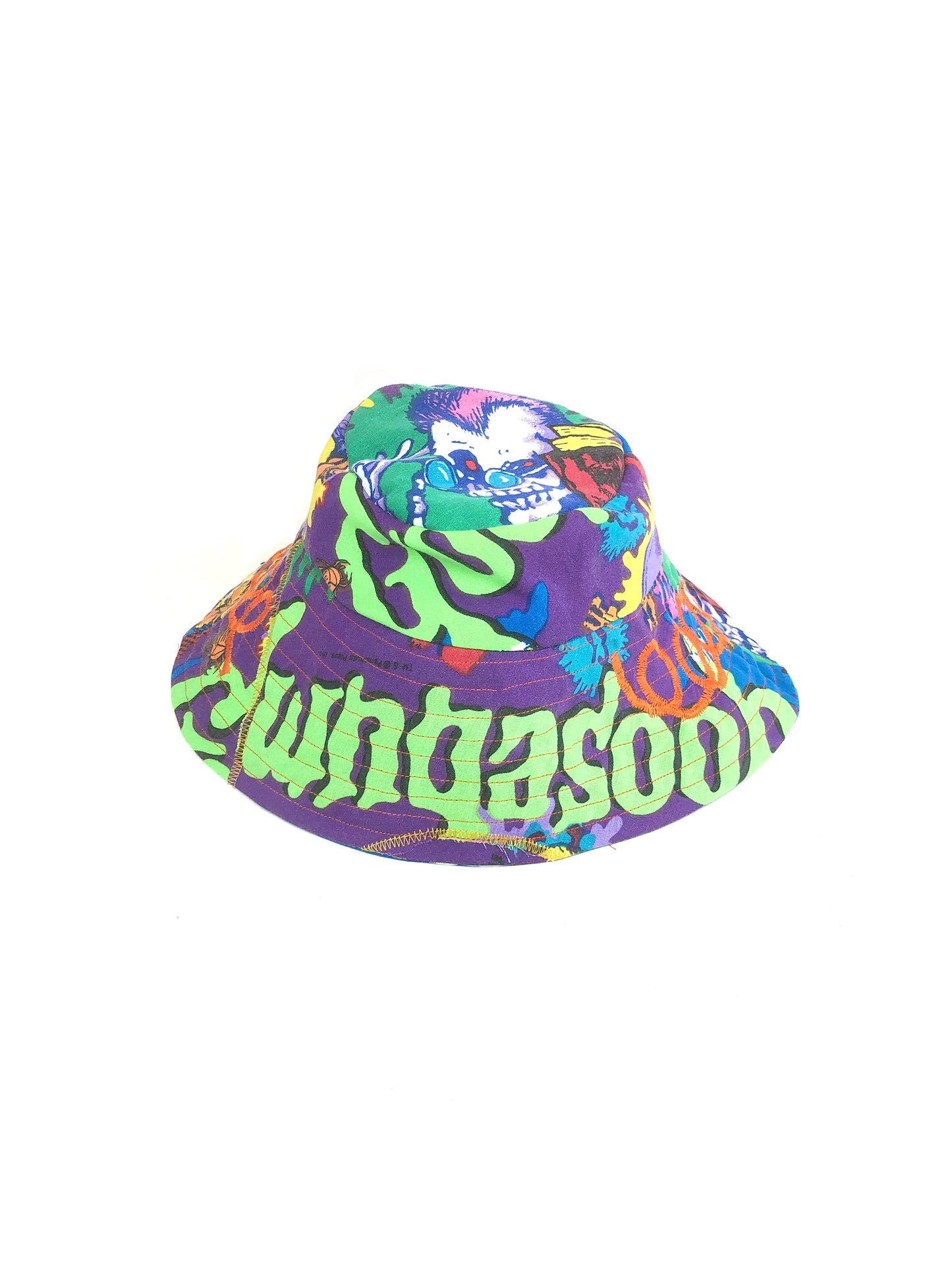GOOSEBUMPS BUCKET HAT