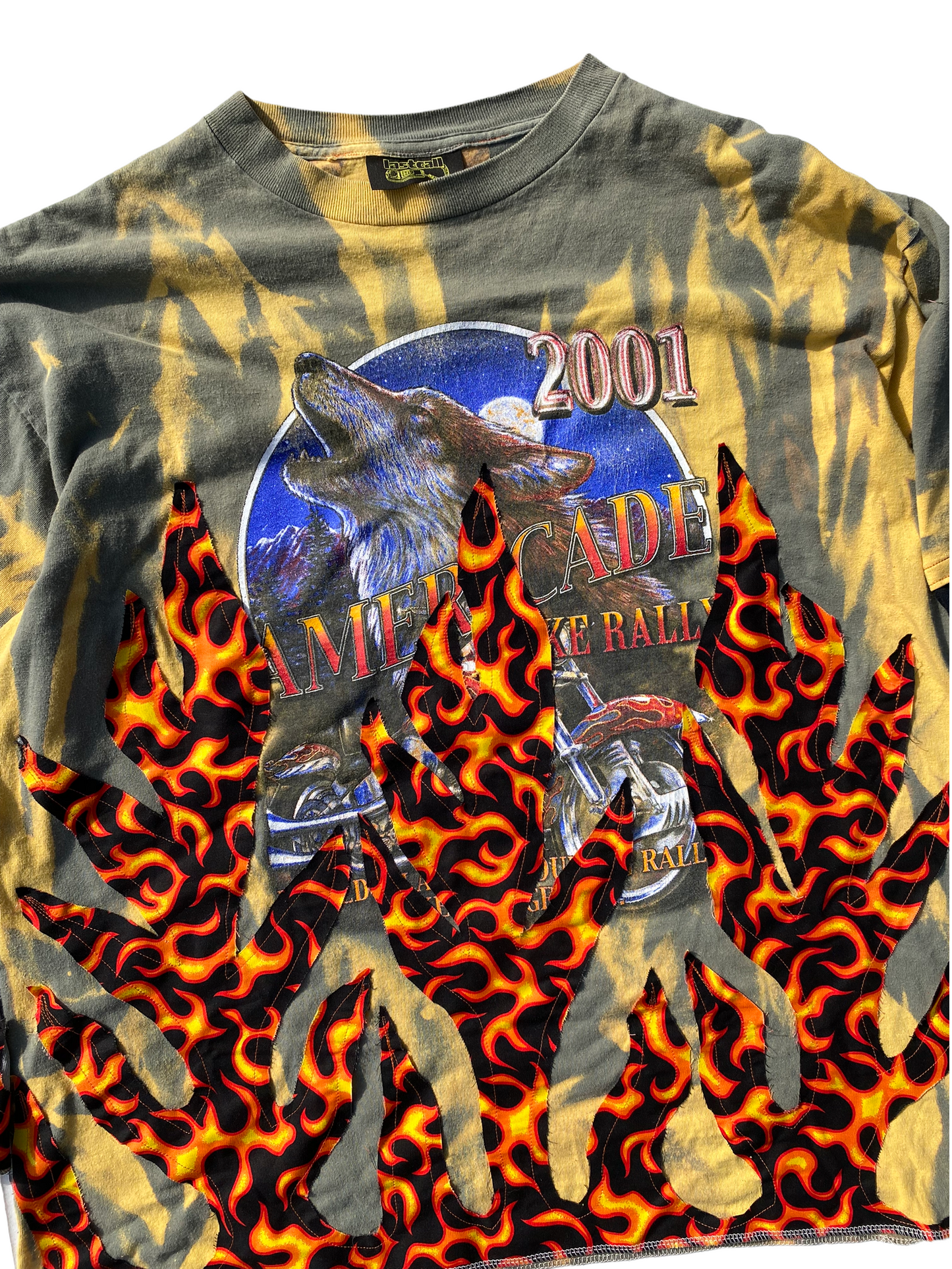 sunfaded wolf flame tee