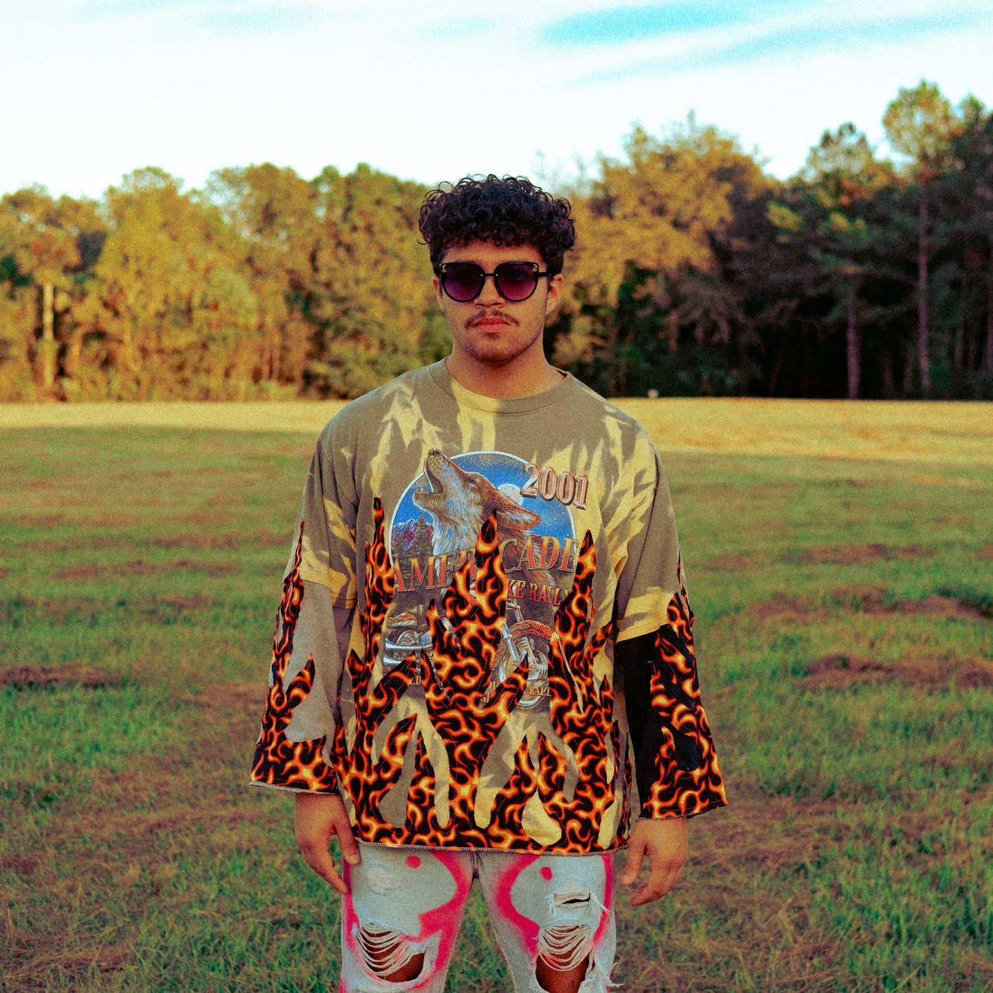sunfaded wolf flame tee