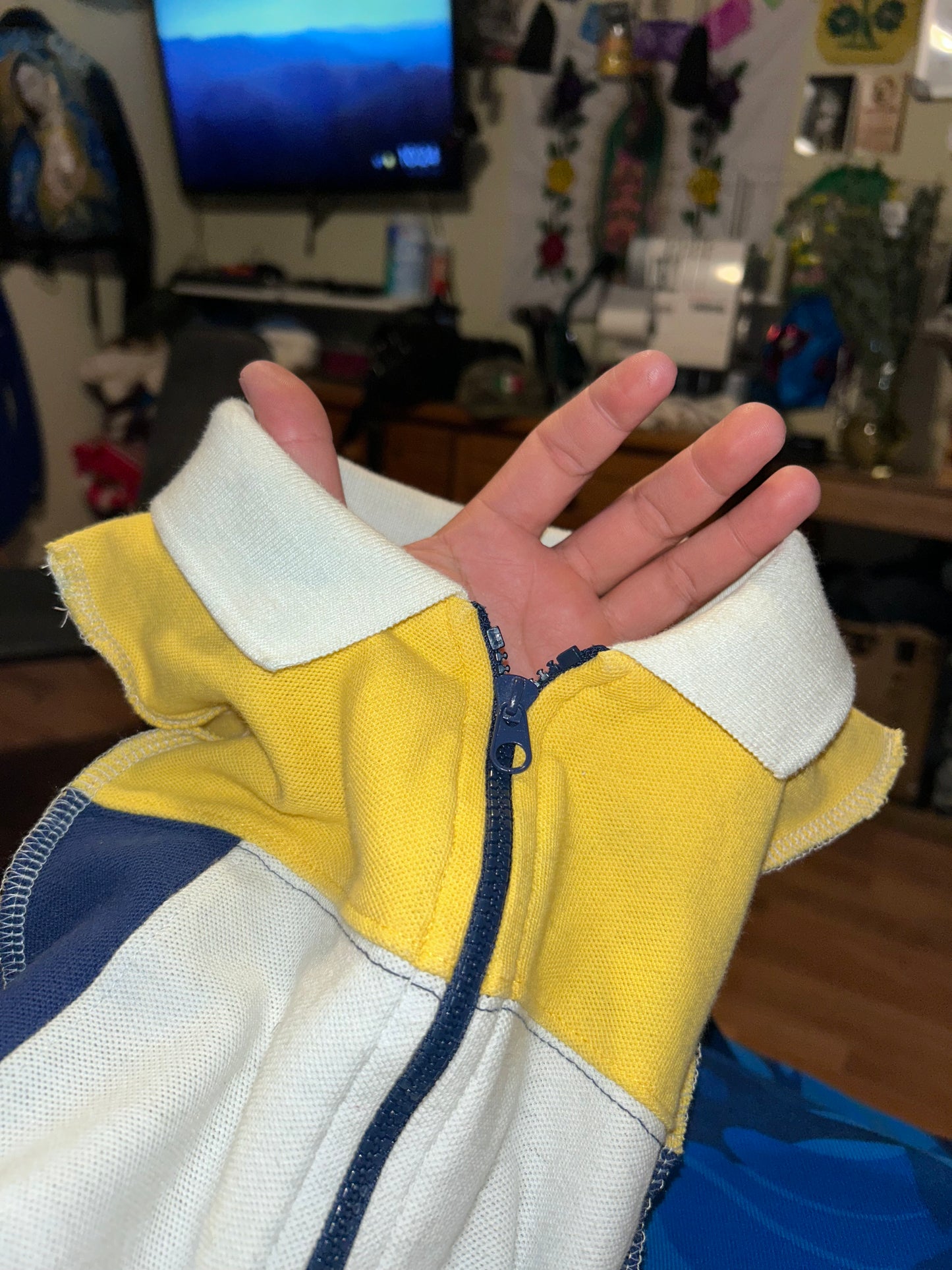 Button up- button up sleeve shirt