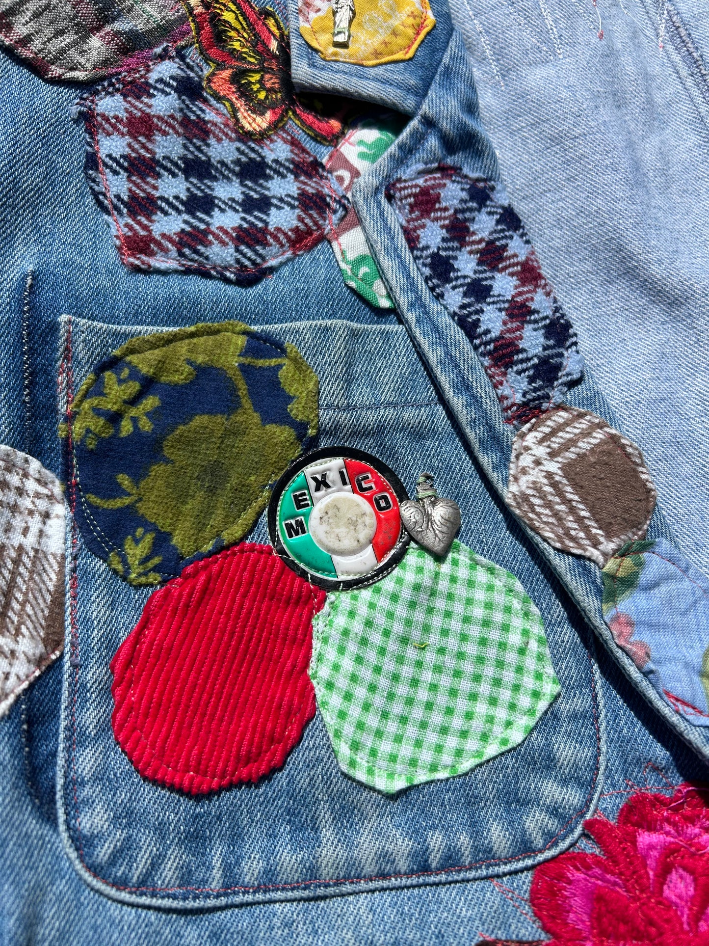 Sagrado corazón denim blazer