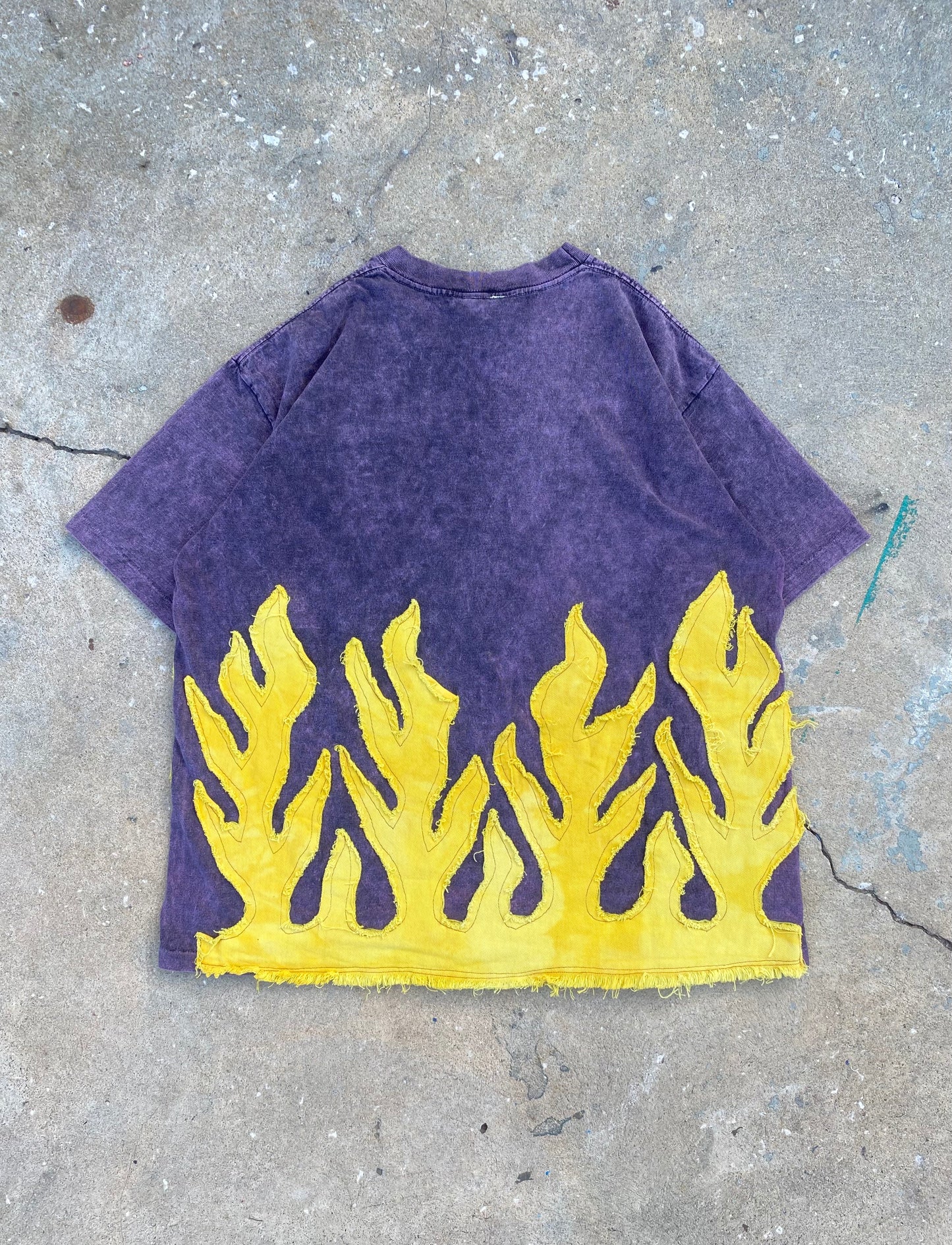 LA LAKERS flame tee