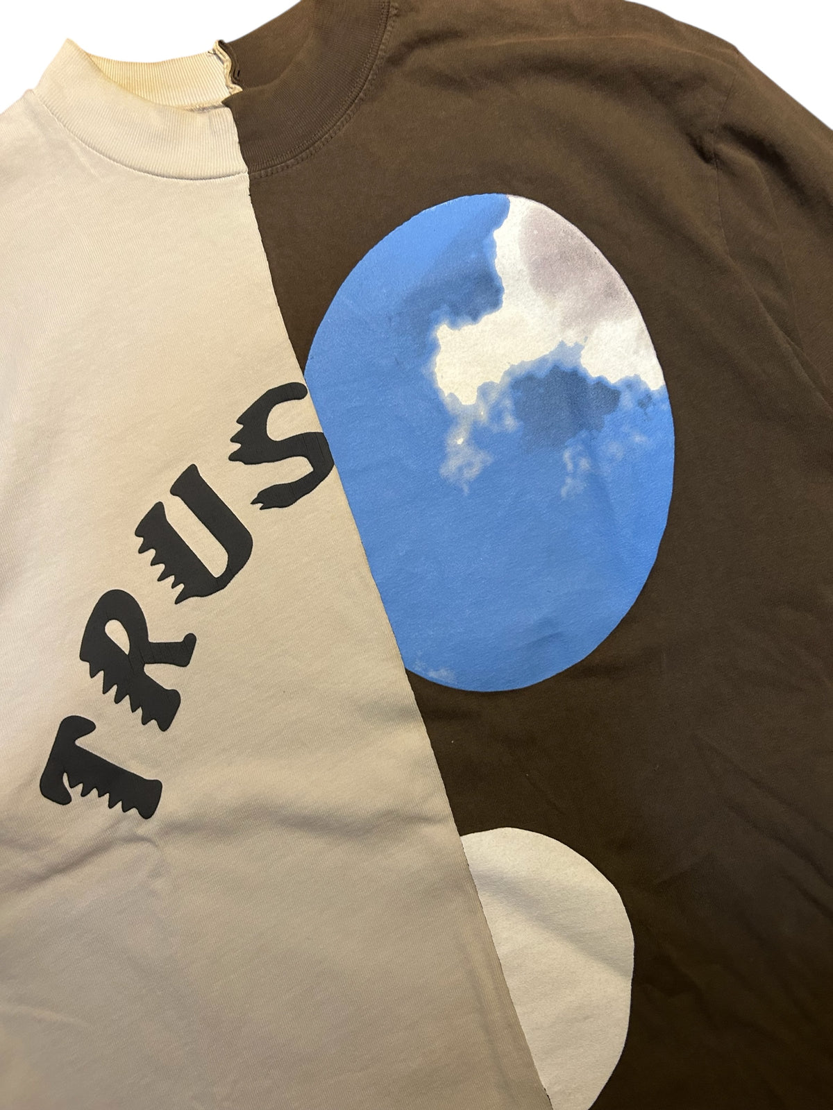 YE Jesus is king shirt (archive)