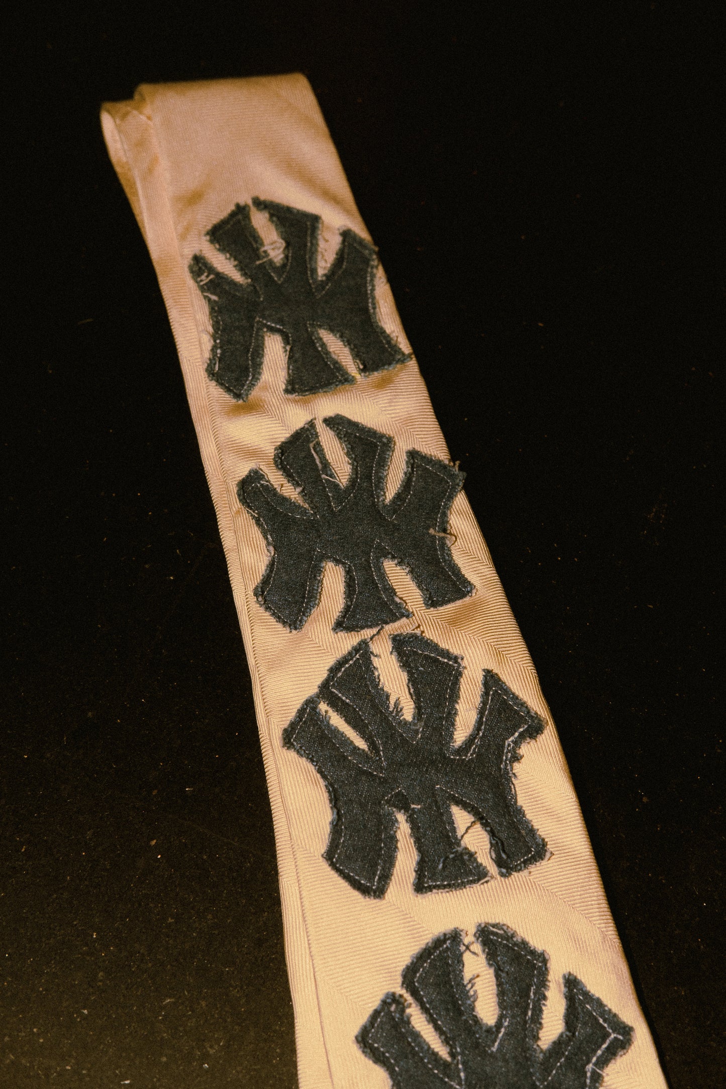 Biege yankee denim tie