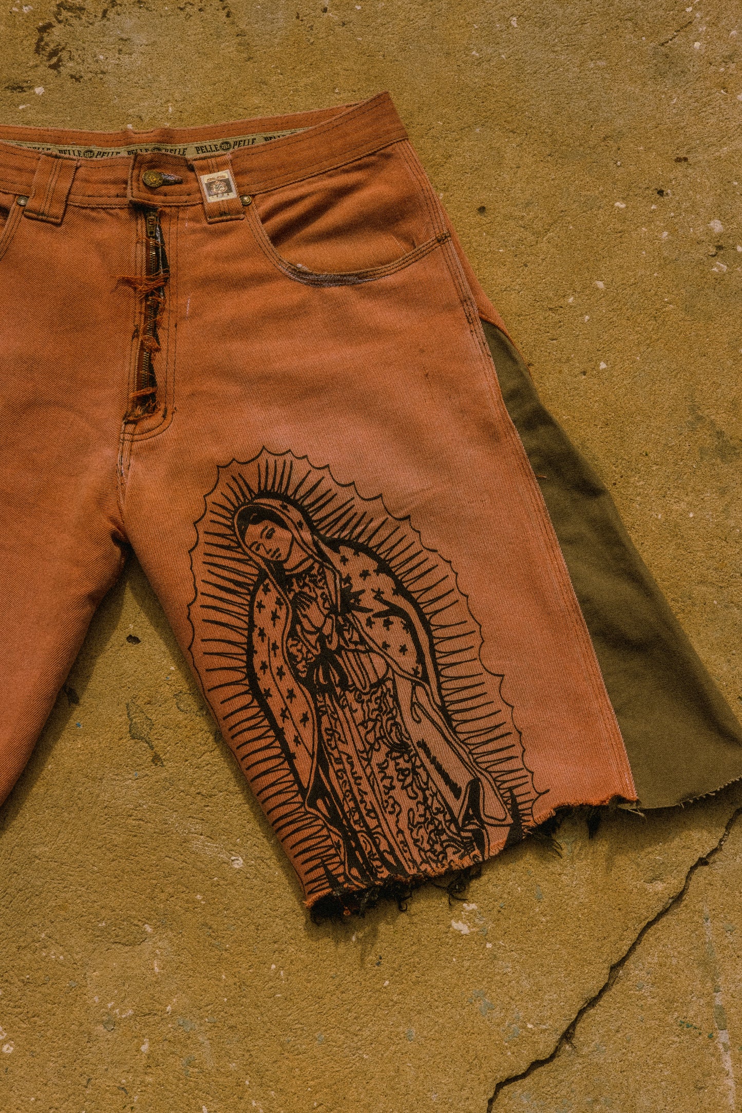 Pelle pelle altered shorts