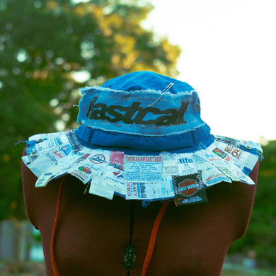 BLUE TAG PATCHED BUCKET HAT