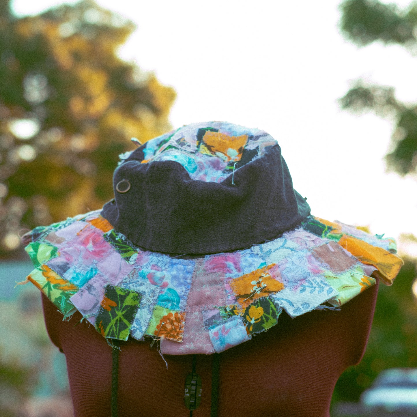 BLACK SUMMER PATCHED BUCKET HAT #2