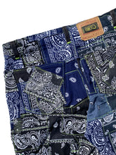 Load image into Gallery viewer, bandana jeans