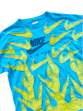 Load image into Gallery viewer, vtg nike yellow flame tee