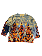 Load image into Gallery viewer, sunfaded wolf flame tee