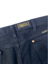 Load image into Gallery viewer, wrangler flame jeans