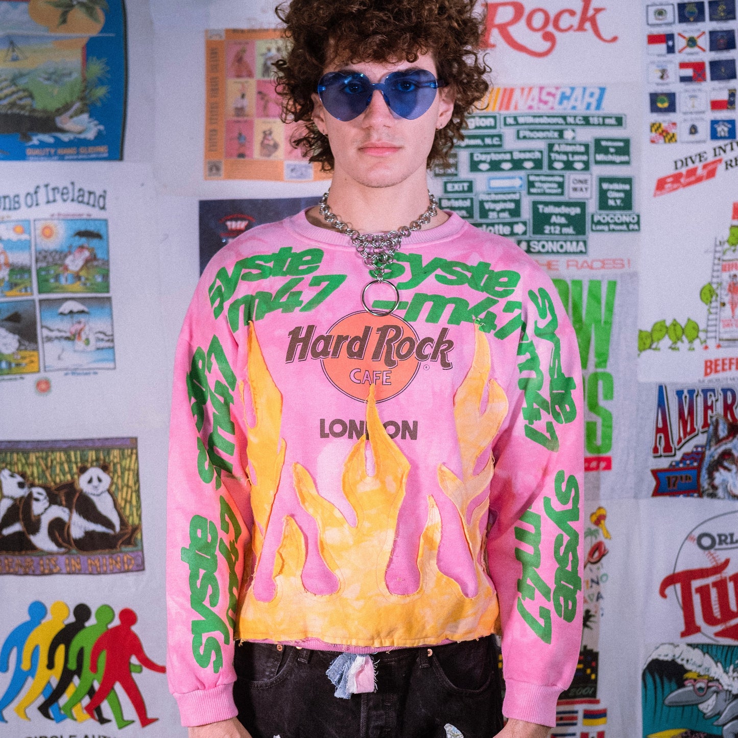 vtg hardrock dyed pink flame sweater