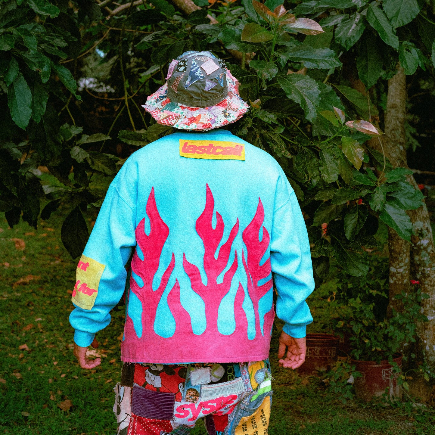 BLUE/PINK FLAME SWEATSHIRT