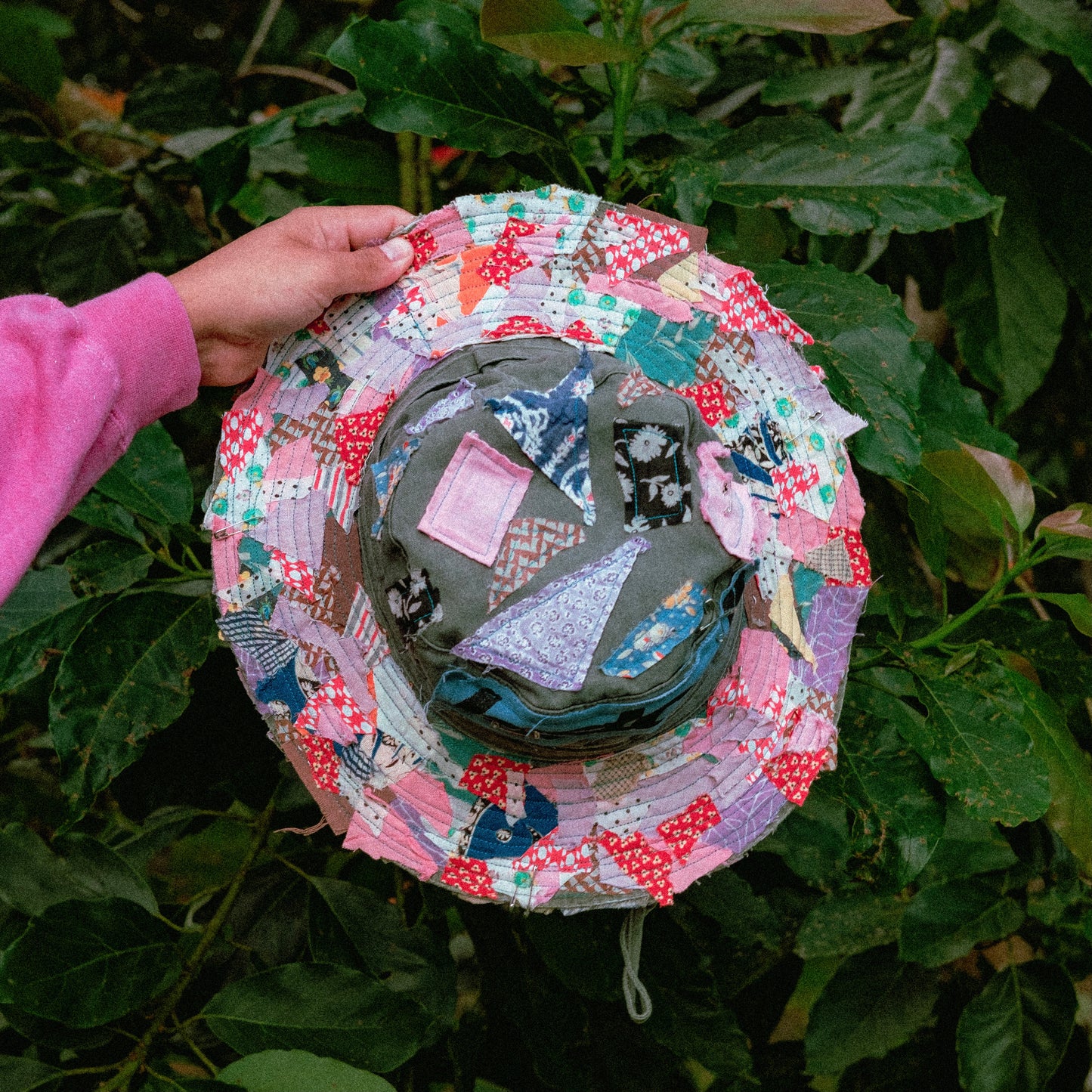 VTG FABRIC PATCH BUCKET HAT