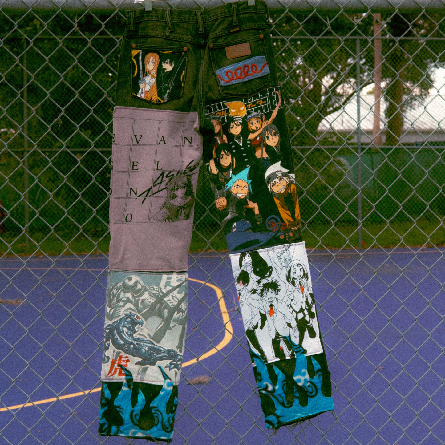 ANIME JEANS